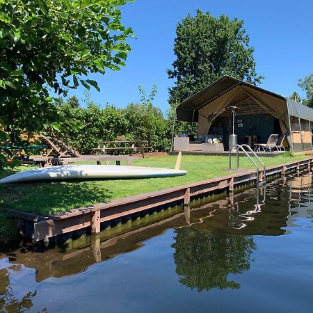 Glamping Aan De Plas 빈케빈 외부 사진